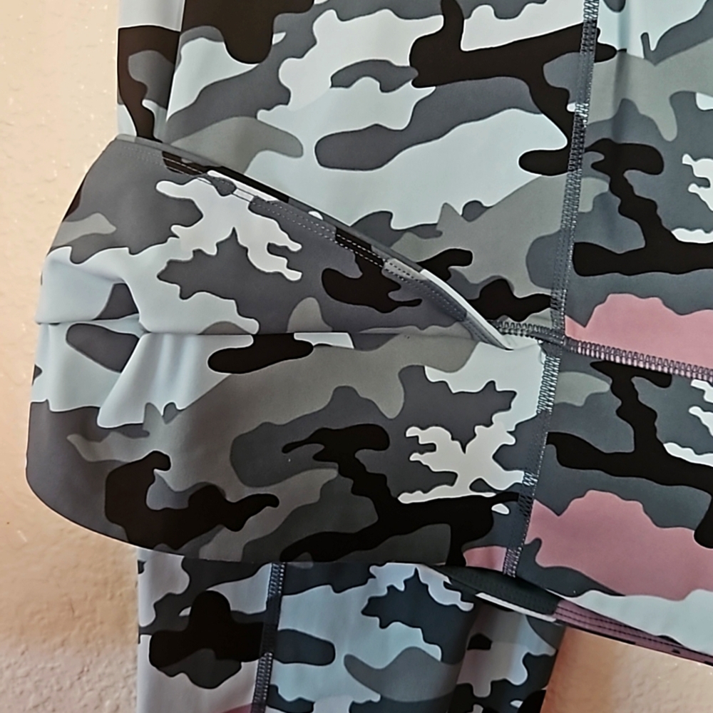 Pants - Picture 4 of 4